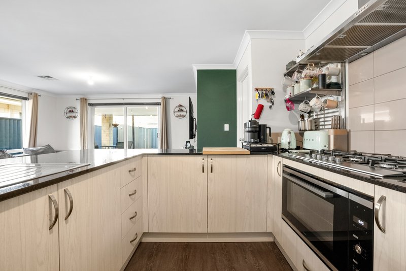 Photo - 12 Angove Road, Baldivis WA 6171 - Image 6