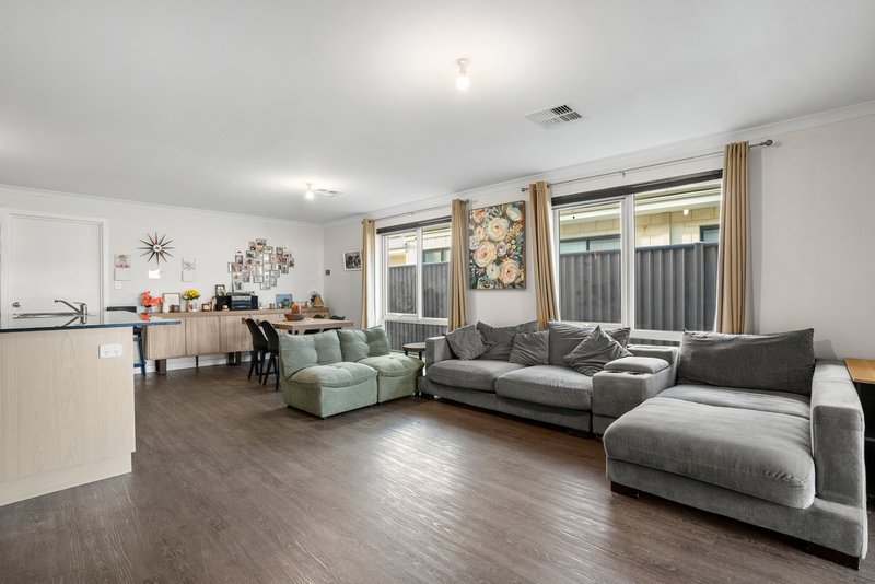 Photo - 12 Angove Road, Baldivis WA 6171 - Image 11