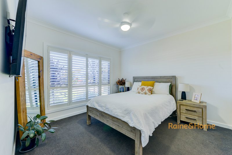 Photo - 12 Angus Place, Tamworth NSW 2340 - Image 8