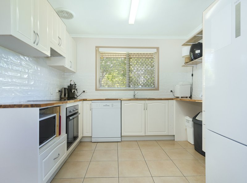 Photo - 12 Anna Court, Placid Hills QLD 4343 - Image 14