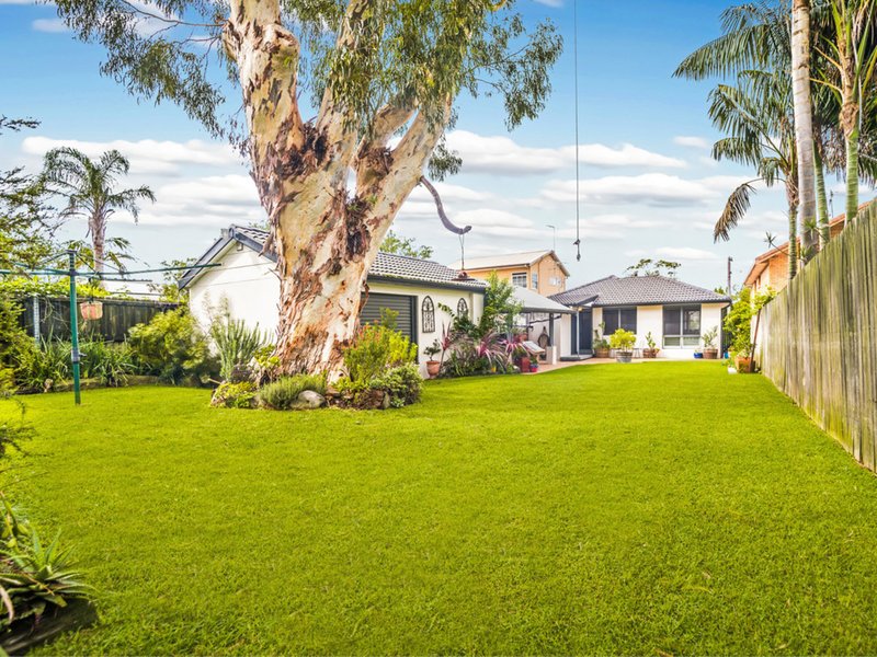 12 Annesley Ave , Stanwell Tops NSW 2508