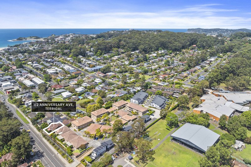 Photo - 1/2 Anniversary Avenue, Terrigal NSW 2260 - Image 11