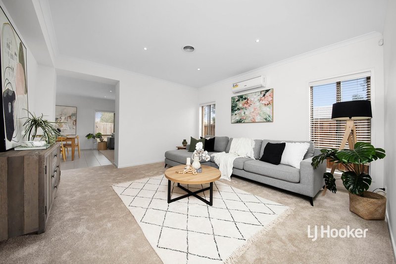 Photo - 12 Aphrodite Drive, Truganina VIC 3029 - Image 4