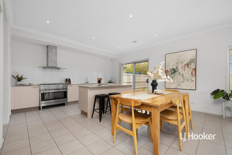Photo - 12 Aphrodite Drive, Truganina VIC 3029 - Image 8