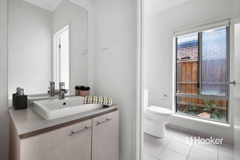 Photo - 12 Aphrodite Drive, Truganina VIC 3029 - Image 12