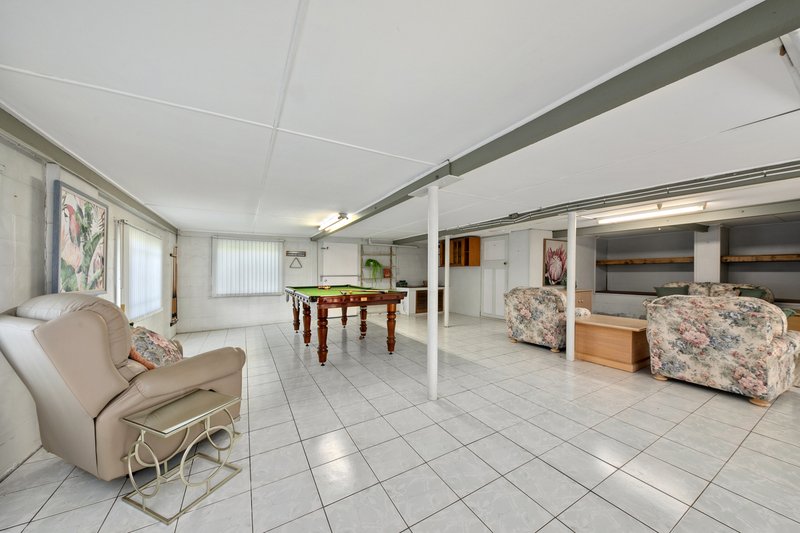 Photo - 12 Aragon Street, Indooroopilly QLD 4068 - Image 10