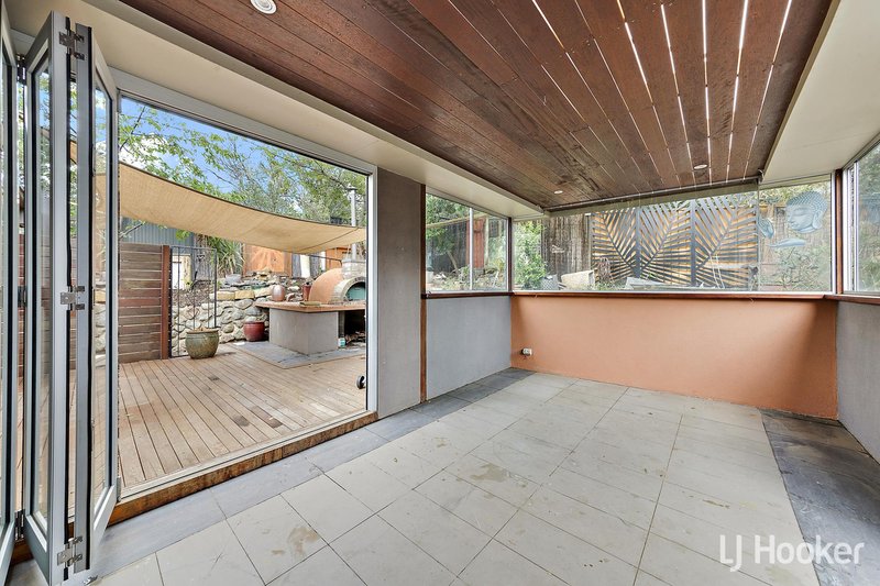 Photo - 12 Archdall Street, Macgregor ACT 2615 - Image 7