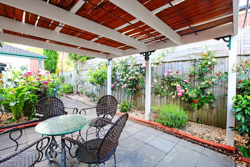 Photo - 12 Ardblair Terrace, Narre Warren South VIC 3805 - Image 20