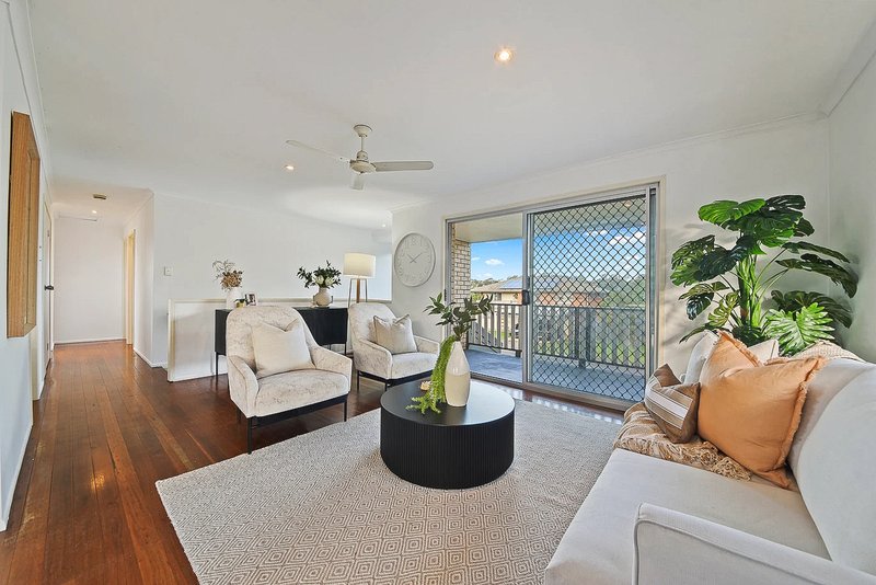 Photo - 12 Ardcarn Street, Bracken Ridge QLD 4017 - Image 2