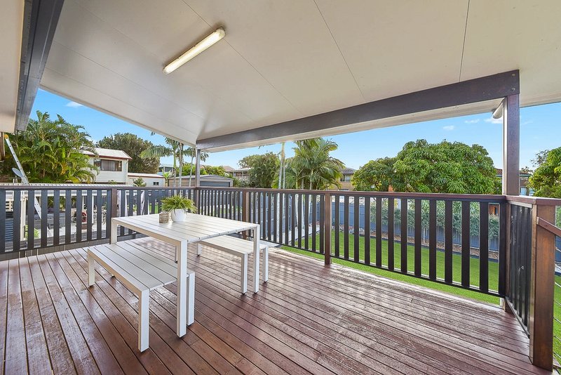 Photo - 12 Ardcarn Street, Bracken Ridge QLD 4017 - Image 7