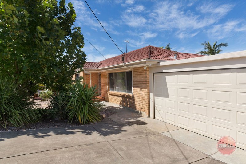 Photo - 12 Ardross Crescent, Morphett Vale SA 5162 - Image 17