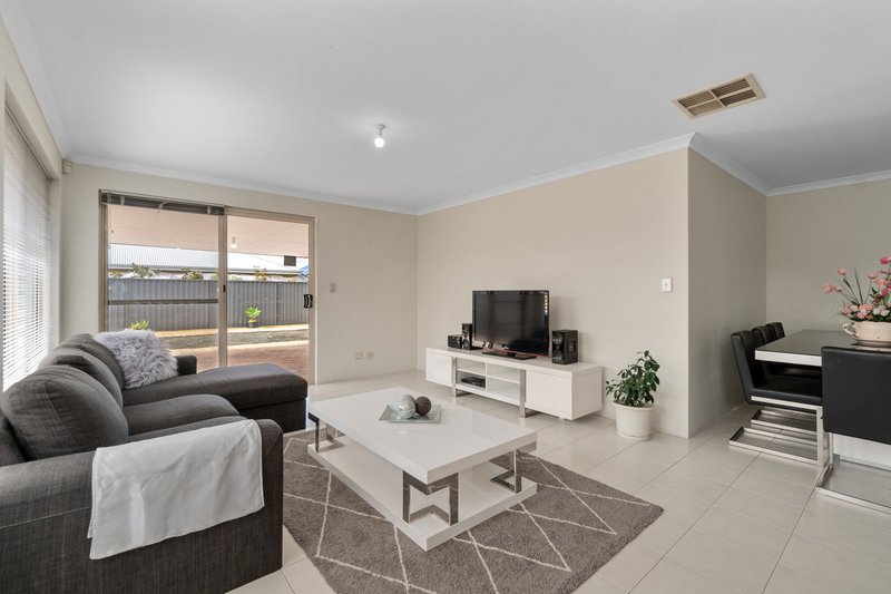 Photo - 12 Ardwick Road, Brabham WA 6055 - Image 5