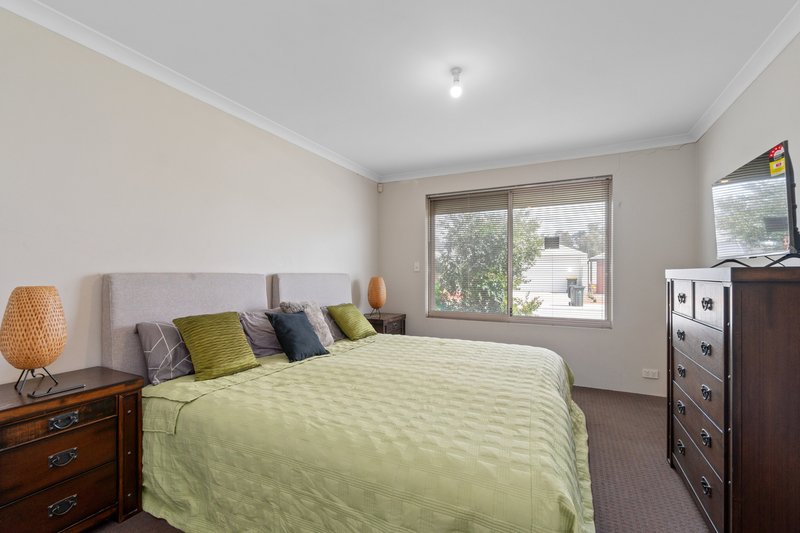 Photo - 12 Ardwick Road, Brabham WA 6055 - Image 13