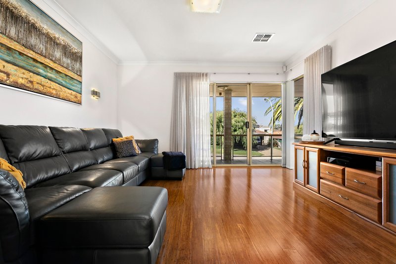 Photo - 12 Arlington Loop, Coogee WA 6166 - Image 5