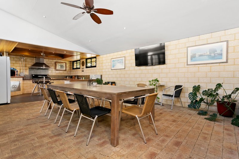 Photo - 12 Arlington Loop, Coogee WA 6166 - Image 12