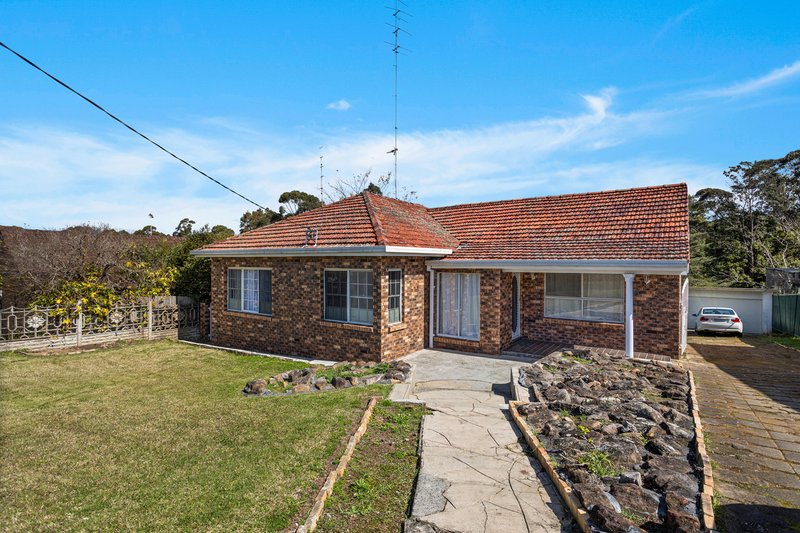 Photo - 12 Armstrong Street, West Wollongong NSW 2500 - Image 5