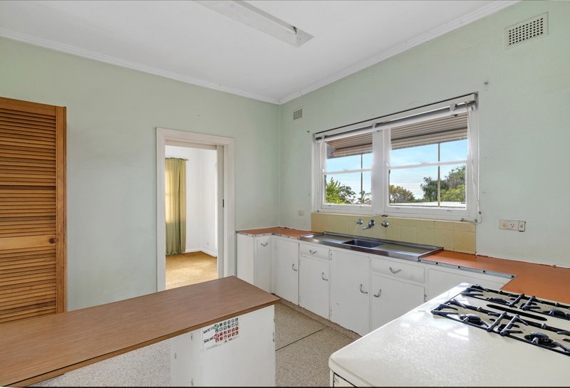 Photo - 12 Arthur Street, Seacliff Park SA 5049 - Image 5