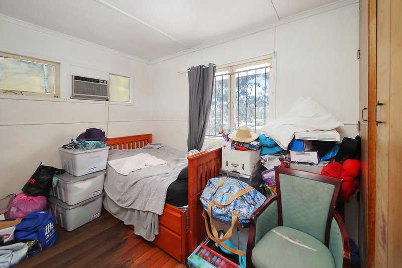 Photo - 12 Arthur Street, Woodridge QLD 4114 - Image 12