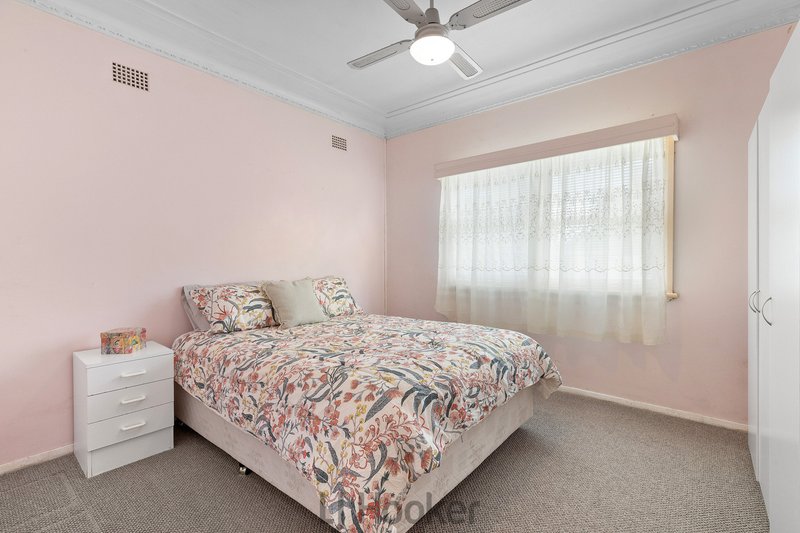 Photo - 12 Ashley Street, Marks Point NSW 2280 - Image 4