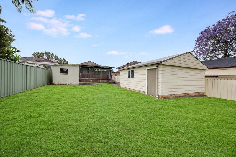 Photo - 12 Astley Avenue, Padstow NSW 2211 - Image 12