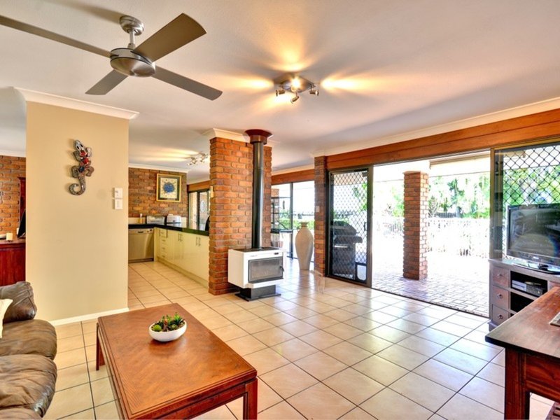 Photo - 12 Atherton Court, Helensvale QLD 4212 - Image 2