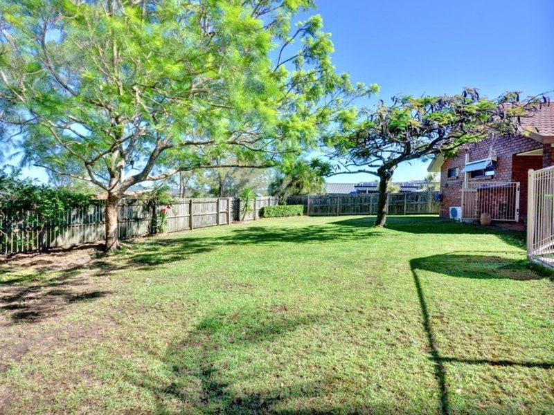 Photo - 12 Atherton Court, Helensvale QLD 4212 - Image 17