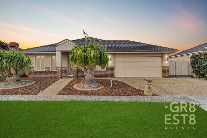 Photo - 12 Atkinson Drive, Berwick VIC 3806 - Image 10