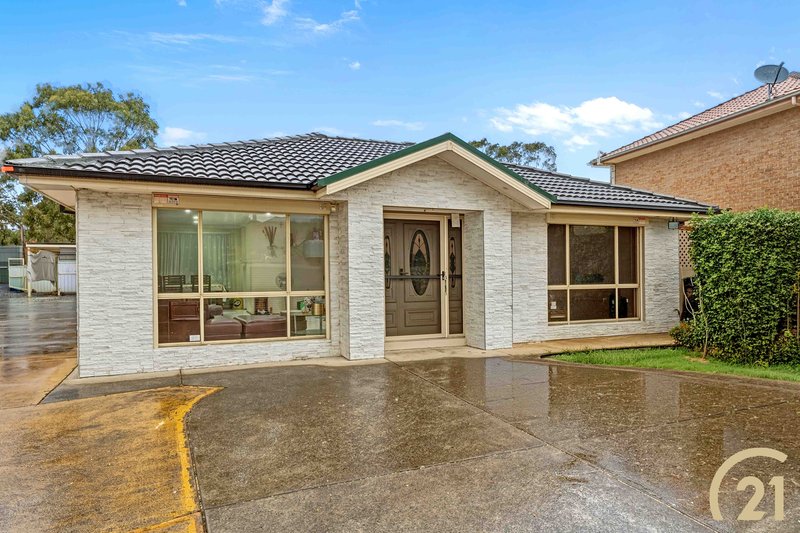 Photo - 12 Attilio Place, Edensor Park NSW 2176 - Image 1