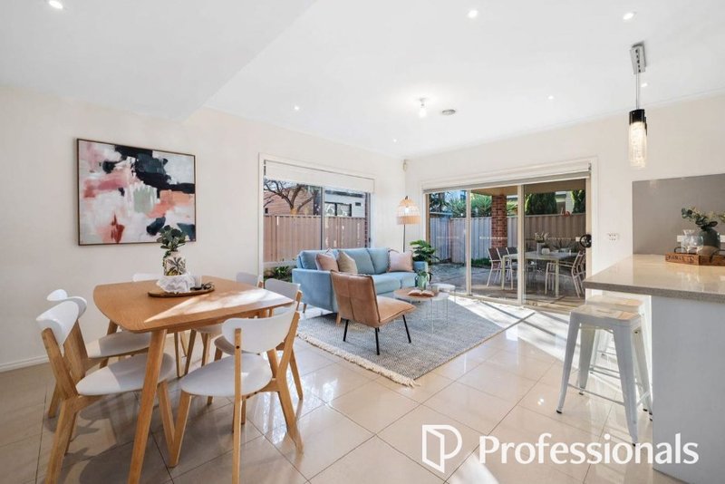 Photo - 12 Auguste Avenue, Clayton VIC 3168 - Image 4