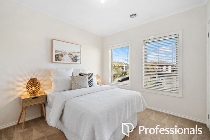 Photo - 12 Auguste Avenue, Clayton VIC 3168 - Image 10