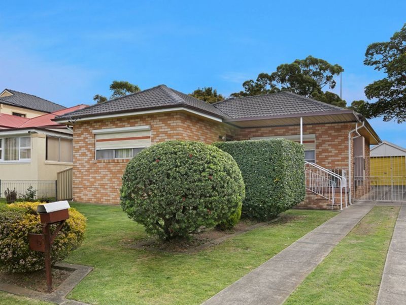 Photo - 12 Australia St , Bass Hill NSW 2197 - Image