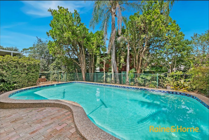 Photo - 12 Avonlea Drive, Carlingford NSW 2118 - Image 5