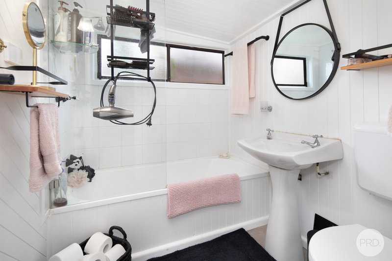 Photo - 12 Ayres Street, Creswick VIC 3363 - Image 7