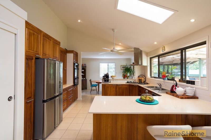 12 Azalea Street, Redland Bay QLD 4165