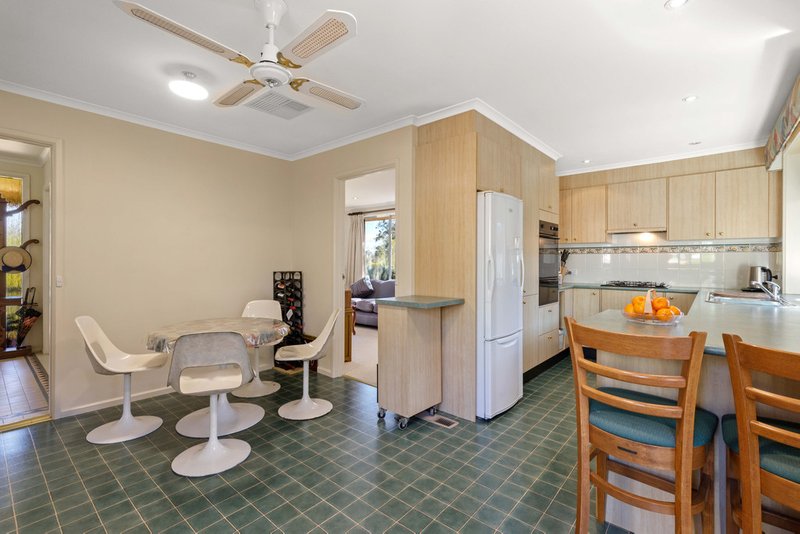 Photo - 12 Baddeley Crescent, Spence ACT 2615 - Image 11