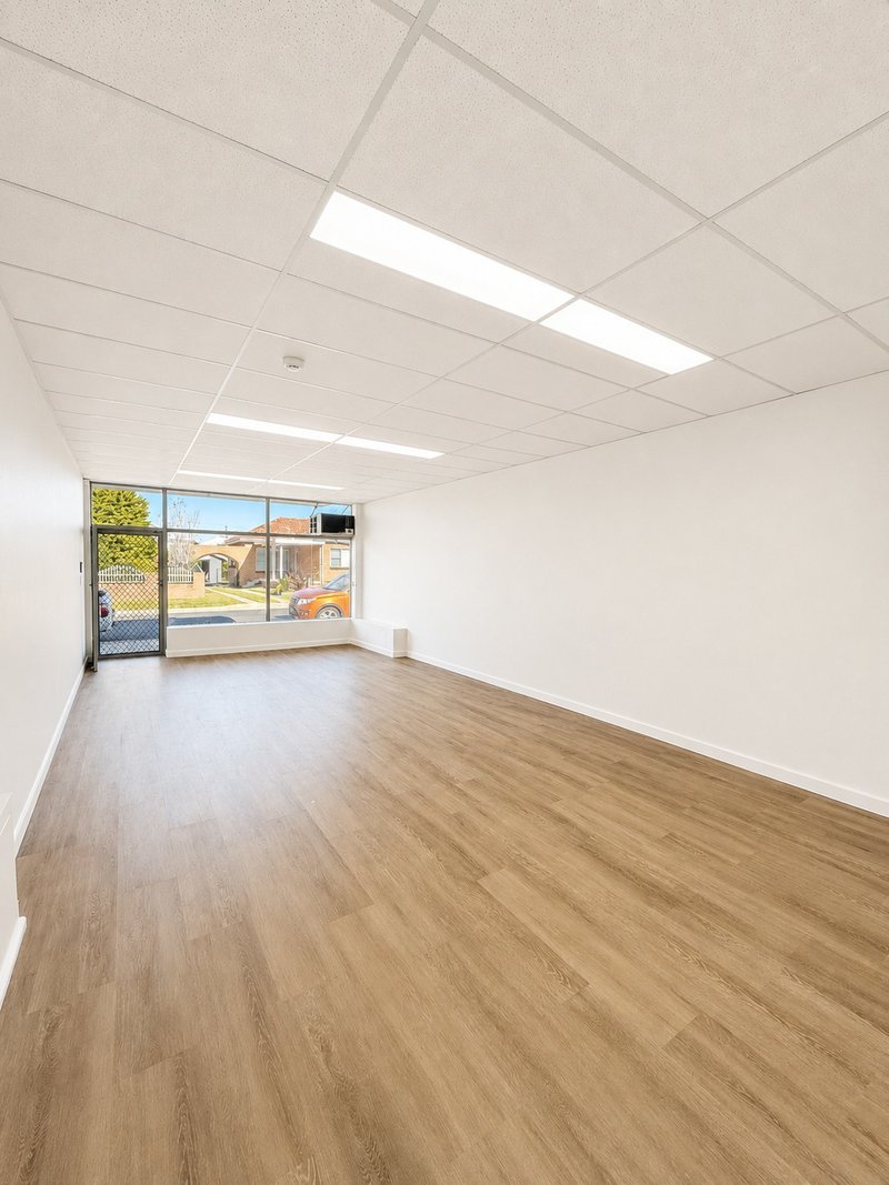 Photo - 1/2 Balfour Street, Fairy Meadow NSW 2519 - Image 2