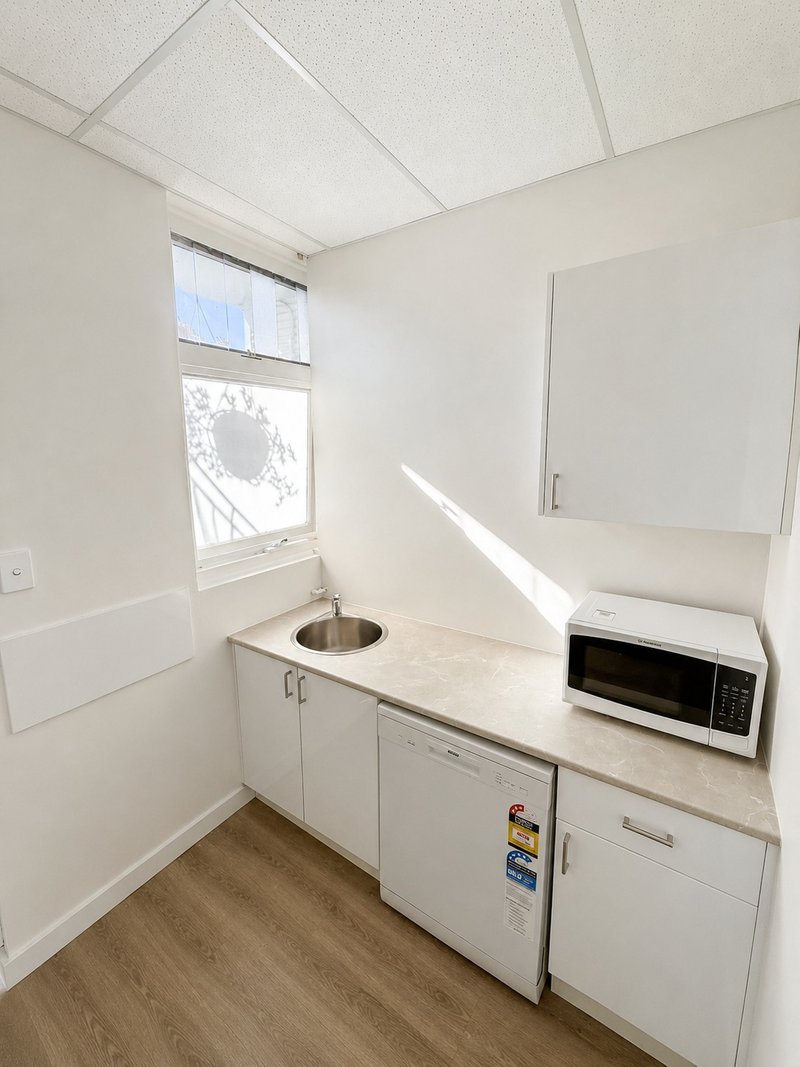 Photo - 1/2 Balfour Street, Fairy Meadow NSW 2519 - Image 4
