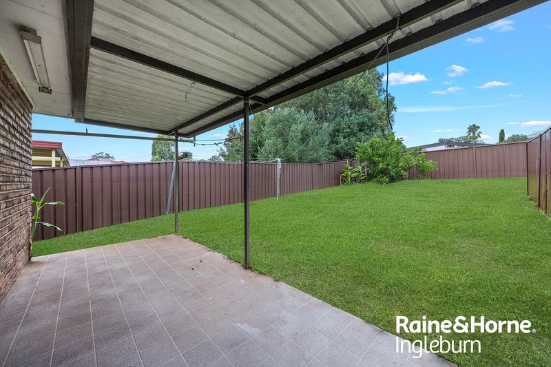 Photo - 12 Balimo Place, Glenfield NSW 2167 - Image 8