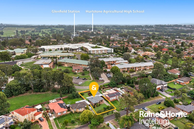 Photo - 12 Balimo Place, Glenfield NSW 2167 - Image 11