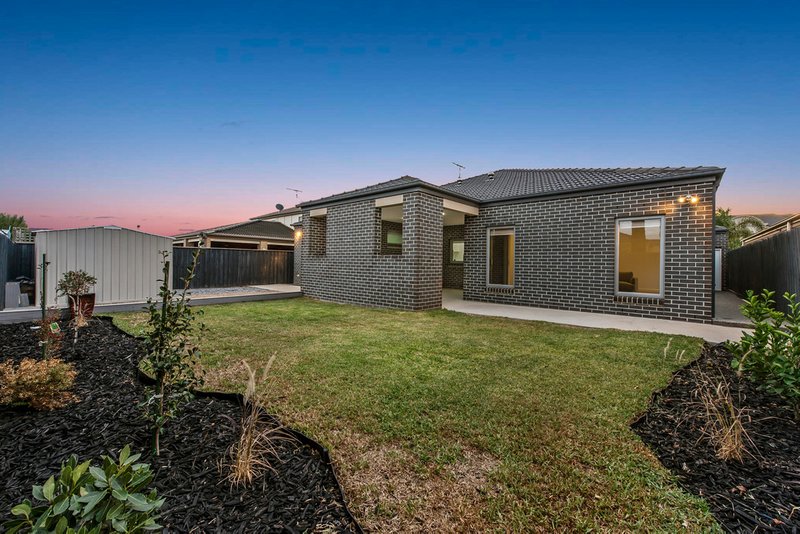 Photo - 12 Balmain Circuit, Taylors Hill VIC 3037 - Image 19