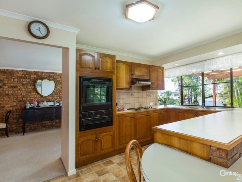 Photo - 12 Balyarta Crescent, Mooloolaba QLD 4557 - Image 3