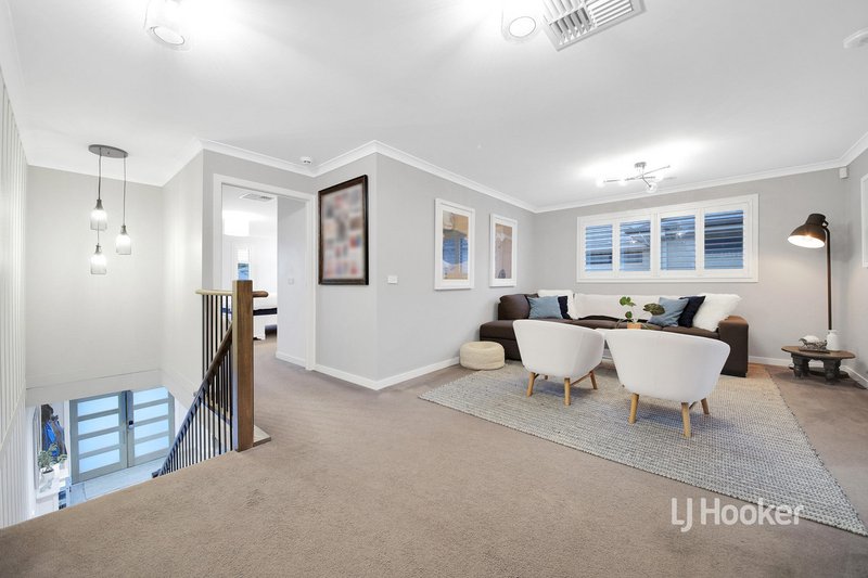 Photo - 12 Banbury Street, Williams Landing VIC 3027 - Image 16