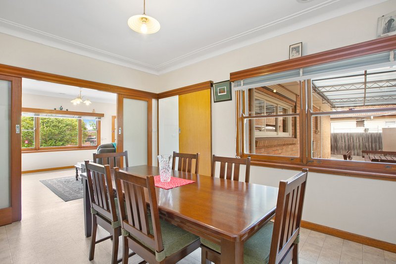 Photo - 12 Banff Street, Reservoir VIC 3073 - Image 5