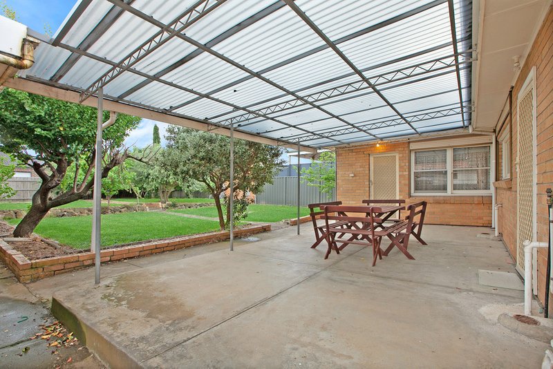 Photo - 12 Banff Street, Reservoir VIC 3073 - Image 14