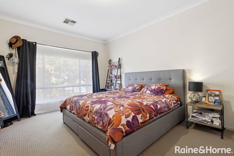 Photo - 12 Banksia Avenue, Aldinga Beach SA 5173 - Image 6