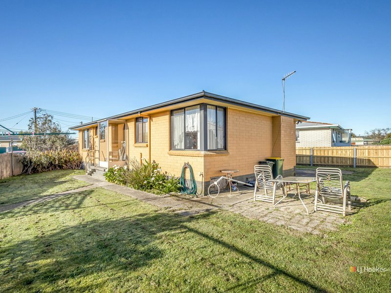 Photo - 12 Banksia Crescent, Wynyard TAS 7325 - Image 11