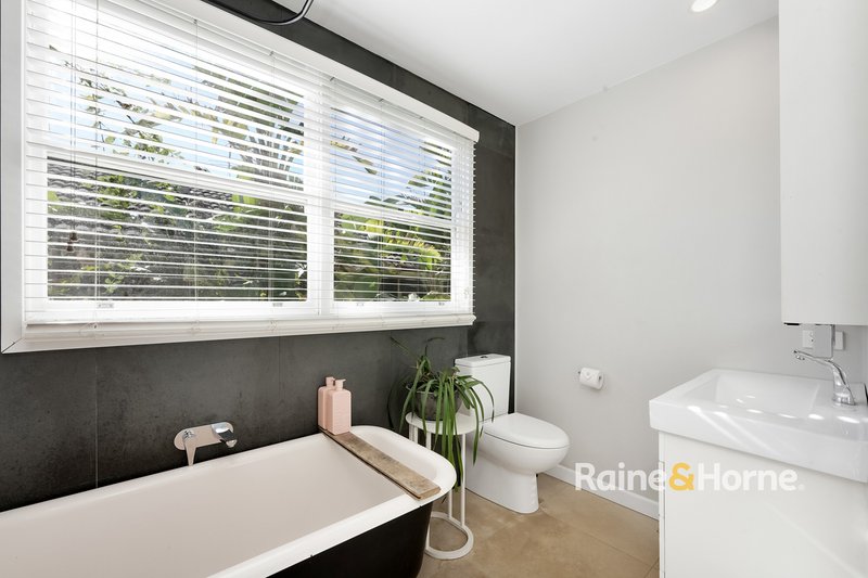Photo - 12 Banksia Street, Ettalong Beach NSW 2257 - Image 5