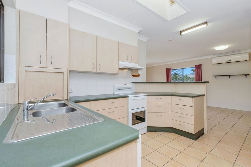 Photo - 12 Banksia Street, Kirwan QLD 4817 - Image 3