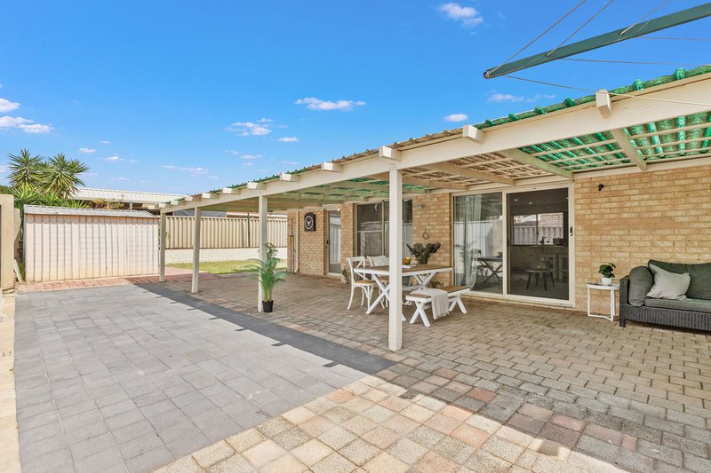 Photo - 12 Banyan Close, Marangaroo WA 6064 - Image 34