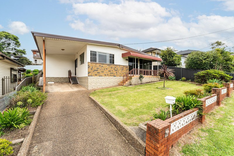 Photo - 12 Barbara Avenue, Warrawong NSW 2502 - Image 14